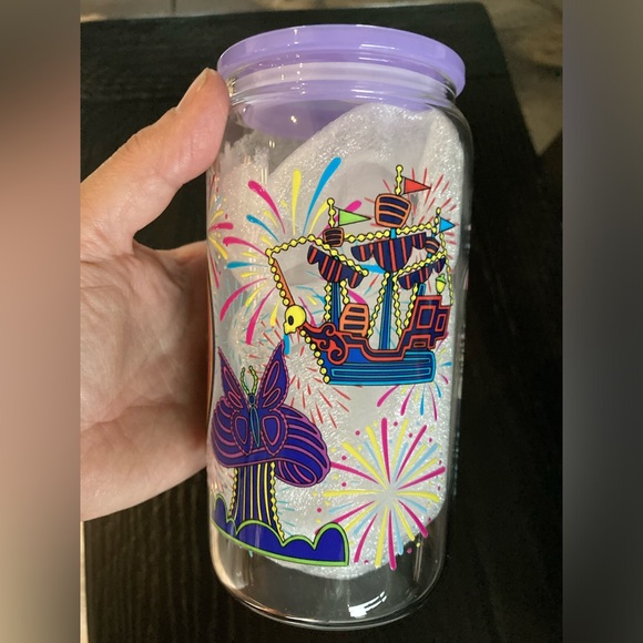 Hand Crafted Disney Main Street Electrical Parade Glass Tumbler. - Picture 6 of 8